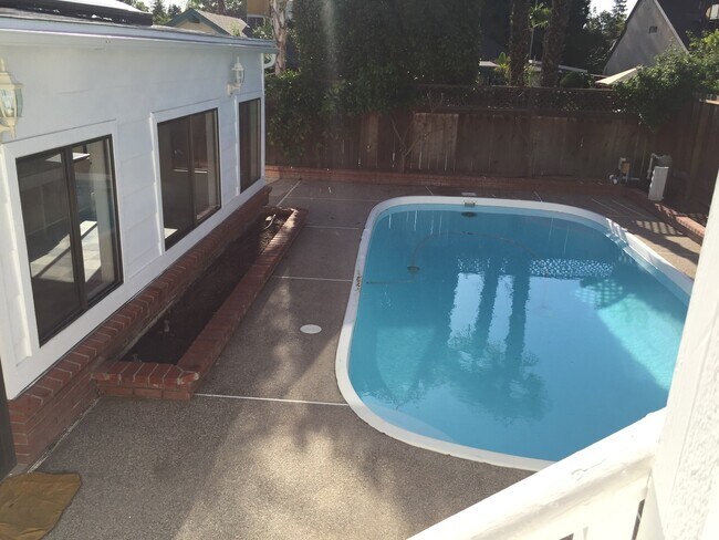 Building Photo - 8347 N 4th St