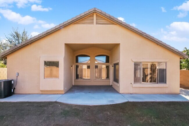 Building Photo - 3986 E Simpson Rd