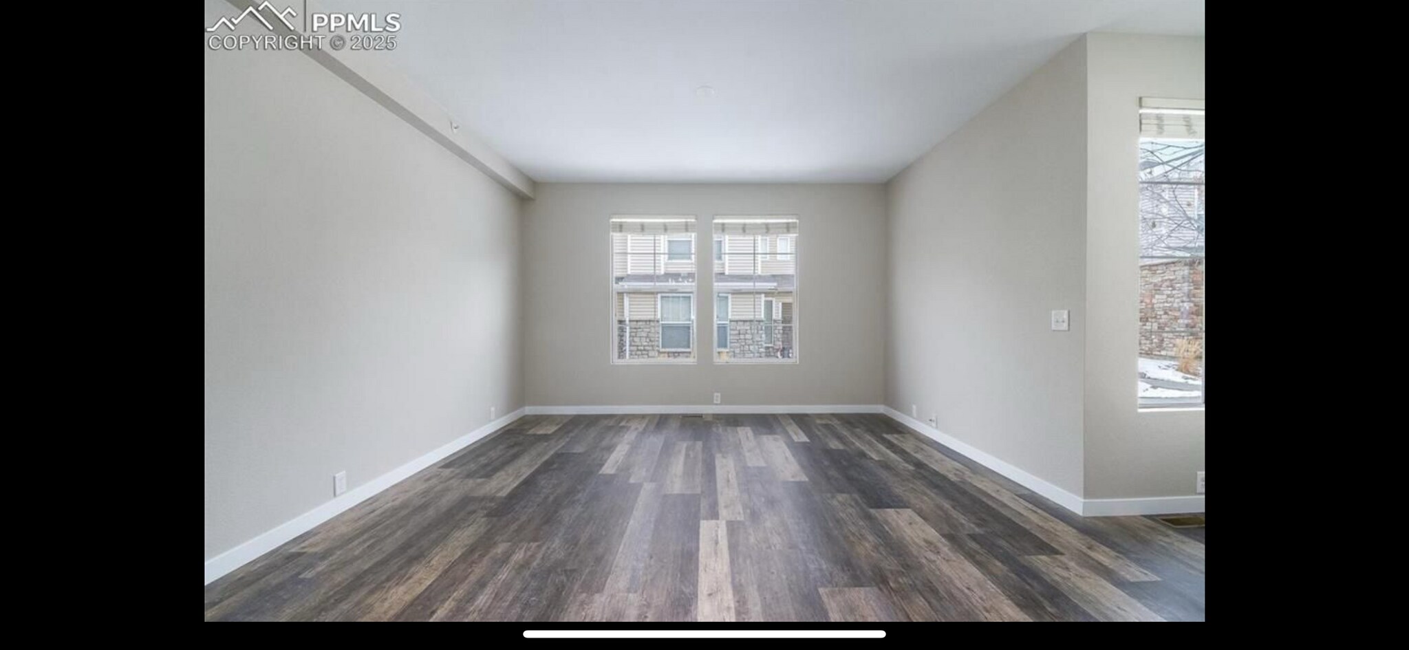 Building Photo - 9758 Laredo St
