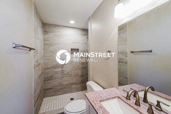 Building Photo - 3 Bedroom Pet-Friendly Home in BIRMINGHAM, AL with Main Street Renewal