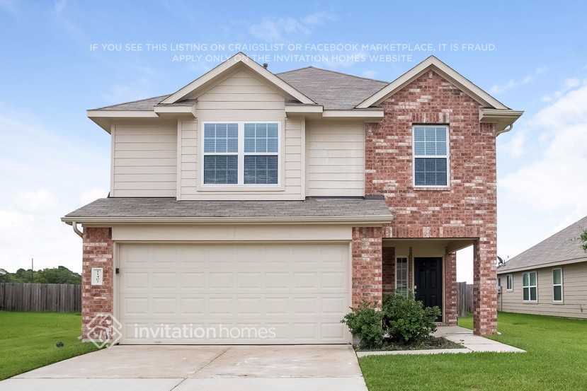 Primary Photo - 11407 La Perla Dr