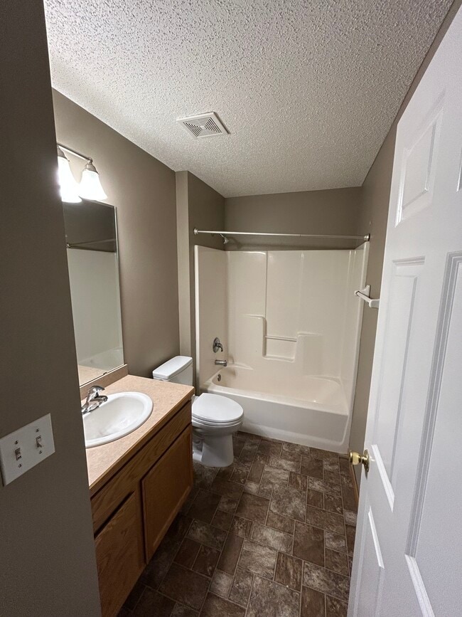 Building Photo - 345 Blue Spruce Ln