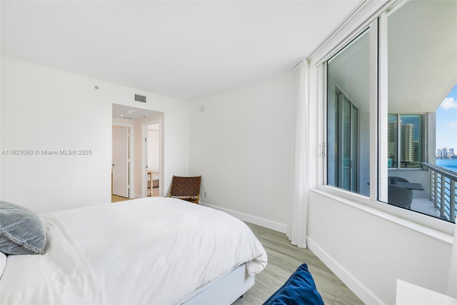 Building Photo - 325 S Biscayne Blvd