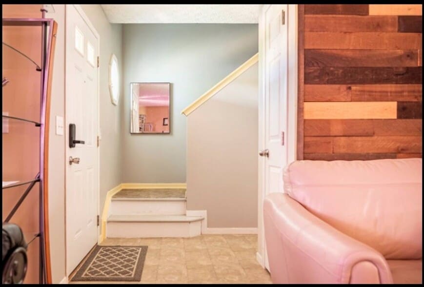 Building Photo - 7107 Reynolds Crossing Dr