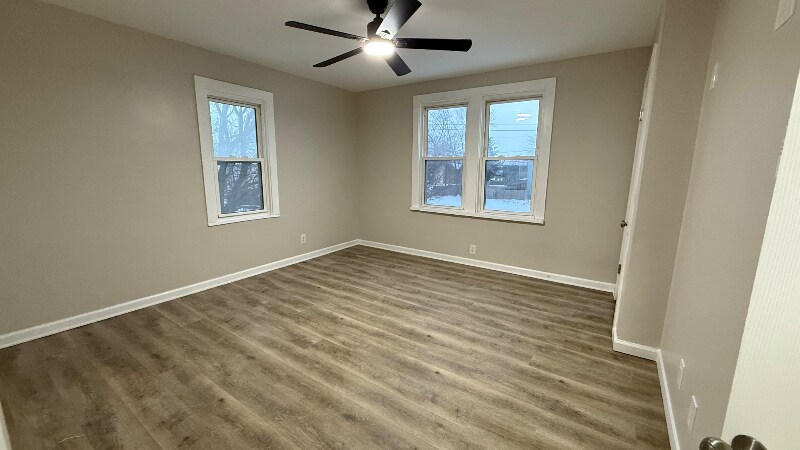 Building Photo - 78 E Barthman Ave