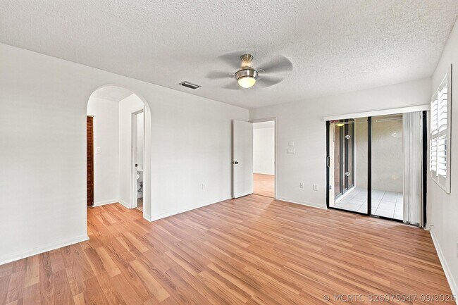 Building Photo - 9825 NW 1st Ct