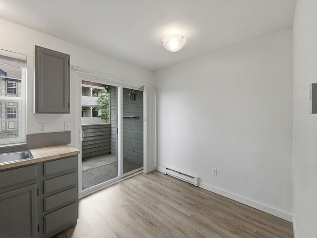 Building Photo - Newly Updated Throughout 2-Bed, 2.5-Bath Condo in Great Fort Collins Location!