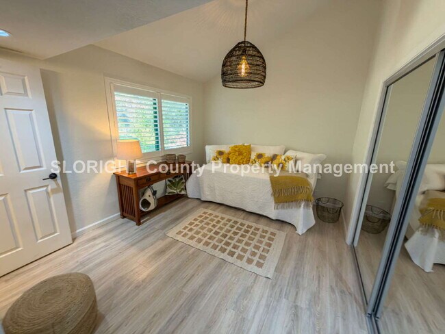 Building Photo - AVAILABLE NOW - Beautifully Updated Home in Avila Beach - 3 Bed / 2.5 Bath