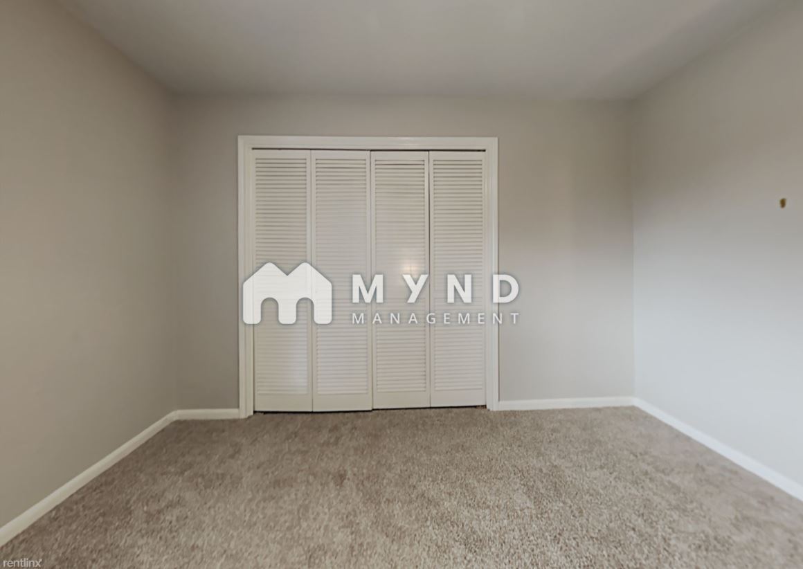 Bedroom 2 - 10019 Golden Sunshine Dr