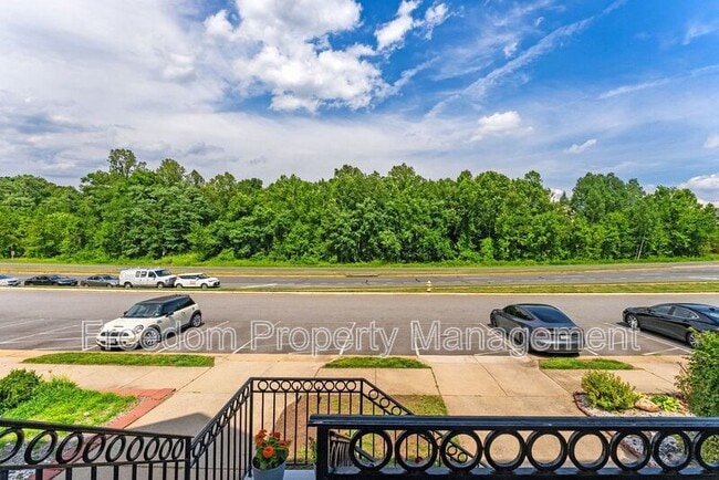 Building Photo - 15305 Brazil Cir