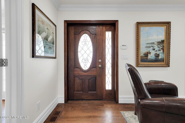 Building Photo - 606 North Blvd