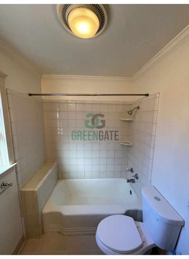 Building Photo - Reduced Rent -3 BEDROOM 1 BATH HOME IN MODESTO!!