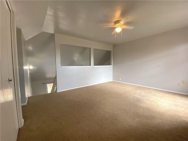 Building Photo - 917 NW 170th St