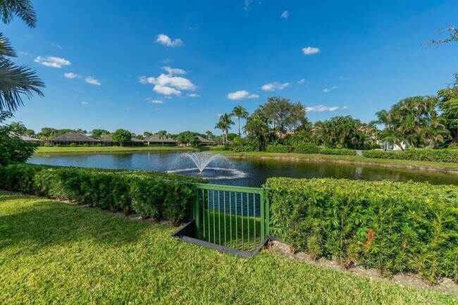 Building Photo - 2291 Las Casitas Dr