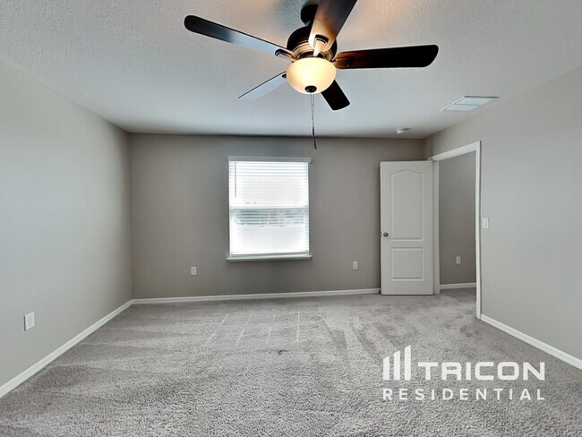 Building Photo - 1226 Salisbury Dr