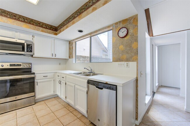 Building Photo - 16026 Rustic Sands Dr