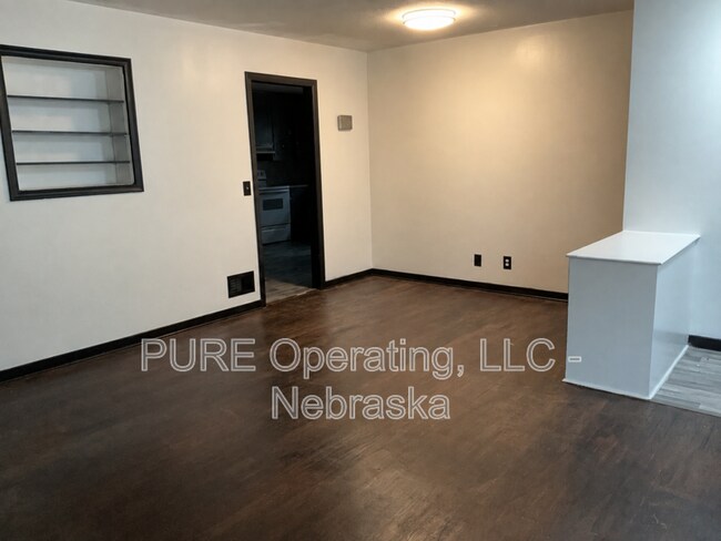 Building Photo - 5236 Ames Ave