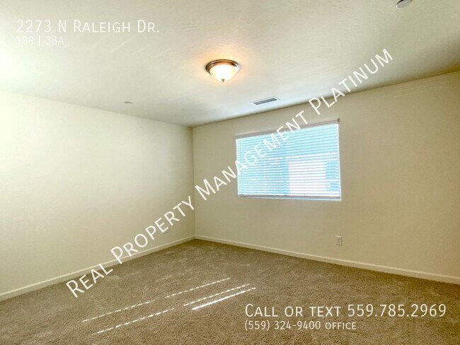 Building Photo - 2273 N Raleigh Dr