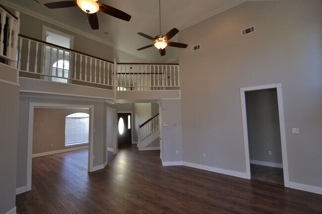 Building Photo - Zachary School District!  Newly remodeled 4 bedroom, 2.5 bath near downtown Zachary