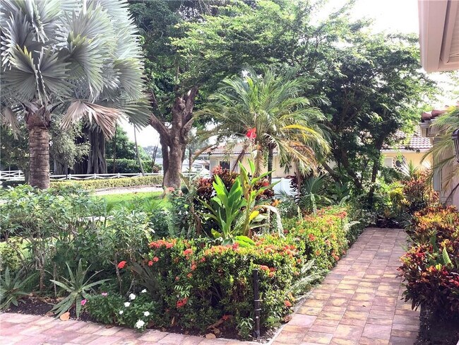 Building Photo - 4806 S Lee Rd