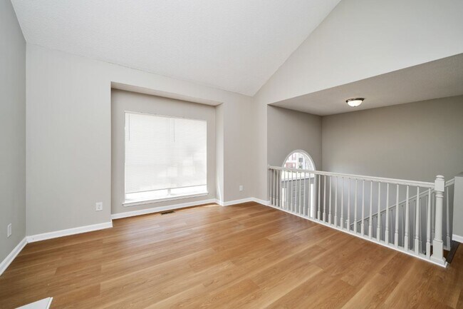 Building Photo - 429 Surrey Cir