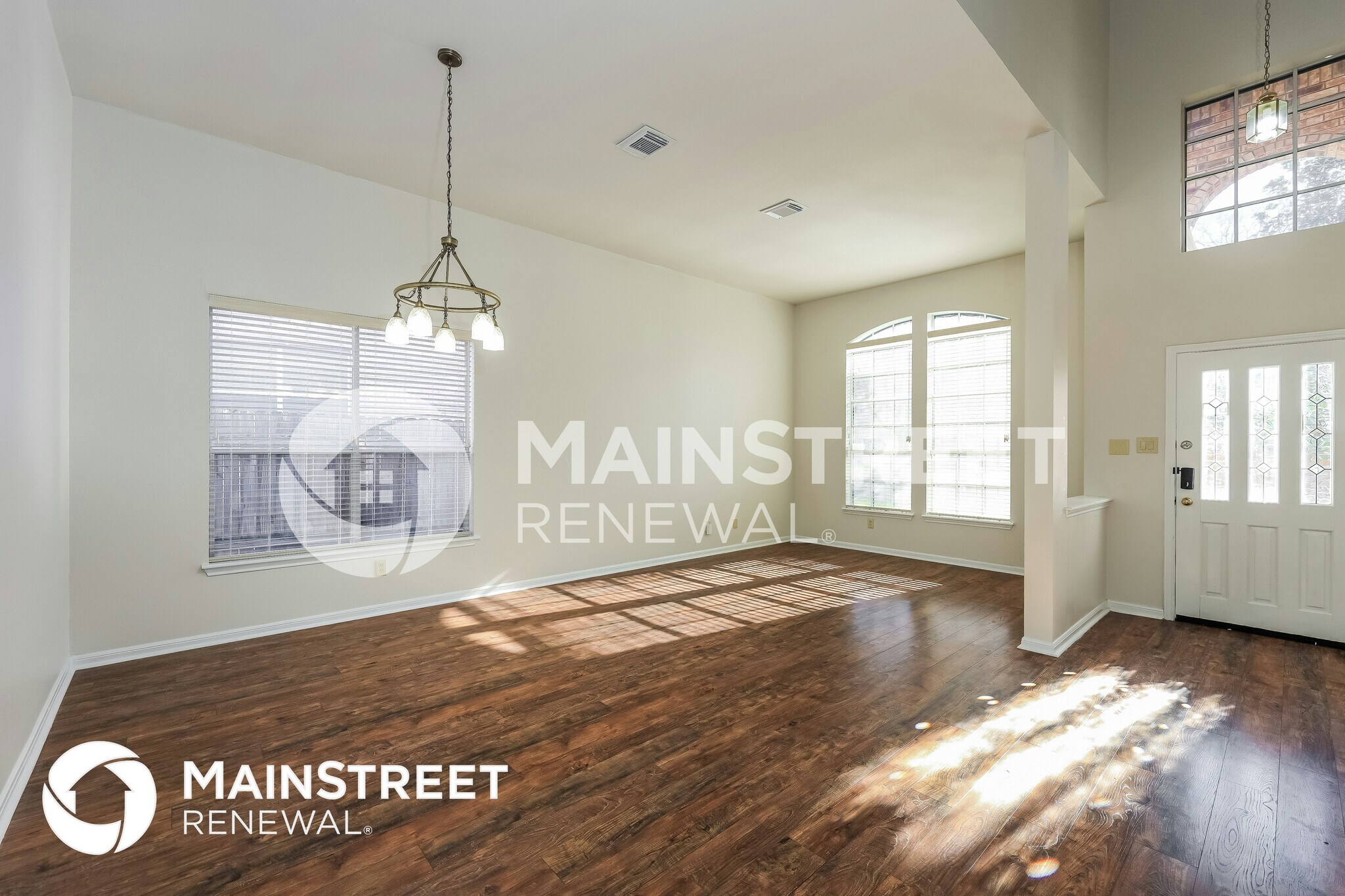 Building Photo - 3732 Hull St