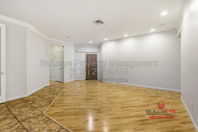 Building Photo - 2927 W Plum Hollow Dr
