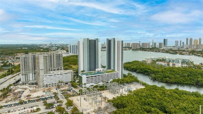 Building Photo - 16385 Biscayne Blvd