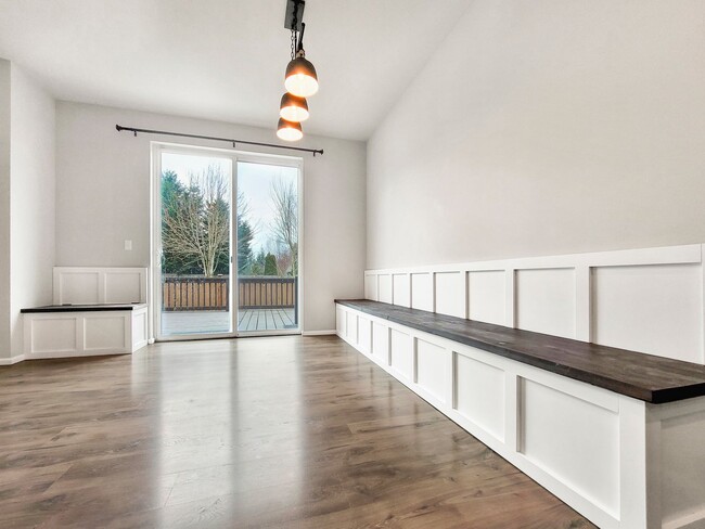 Building Photo - Newly built home with major upgrades in Br...