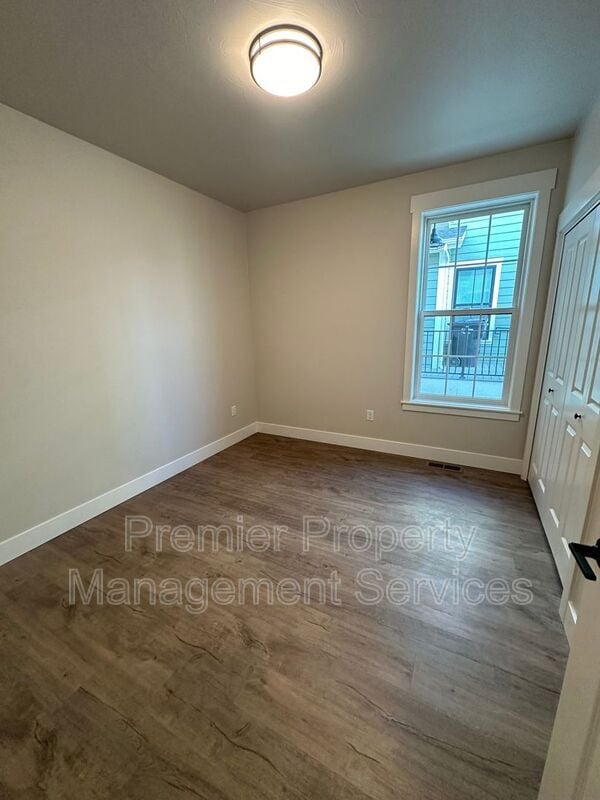 Building Photo - 6023 Elysian Rd