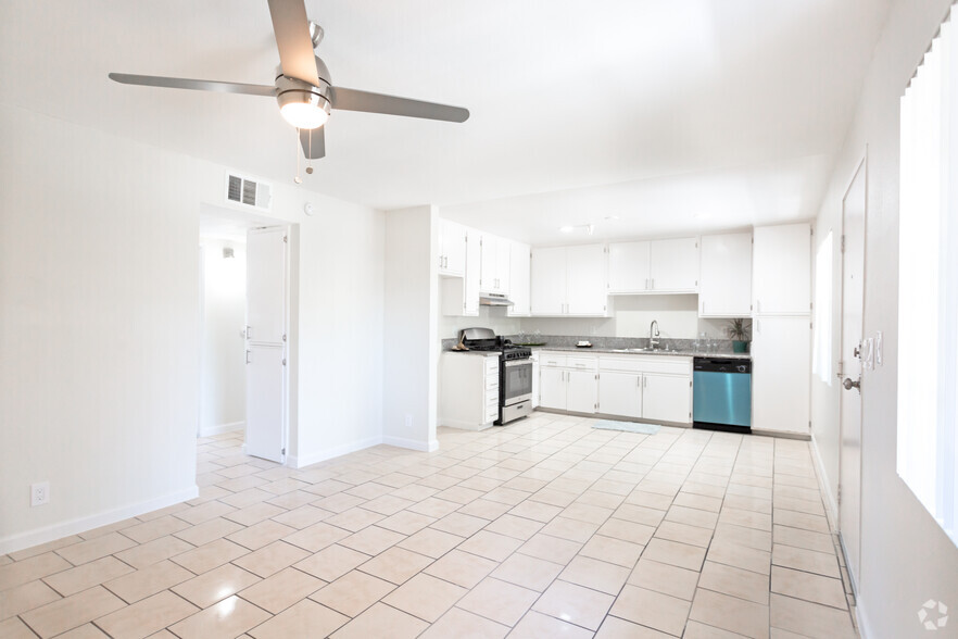 Primary Photo - Beckwood Apartments