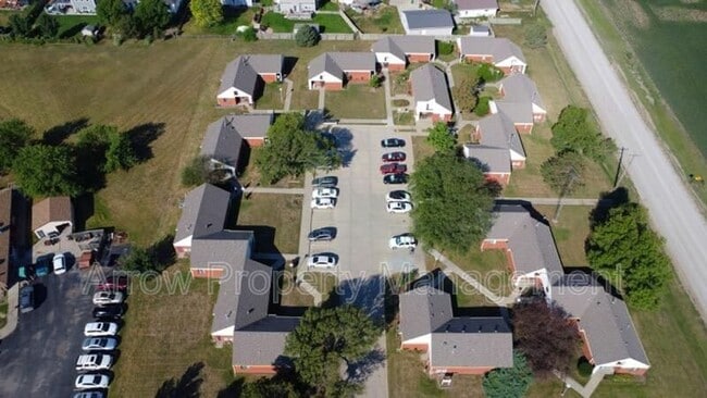 Building Photo - 11141 N 137