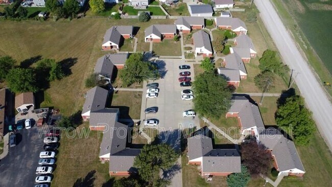 Building Photo - 11141 N 137th St