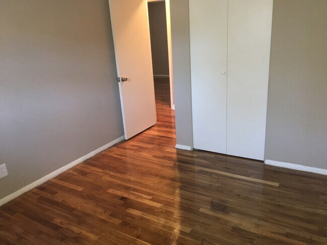 Building Photo - 9234 Pippin Rd