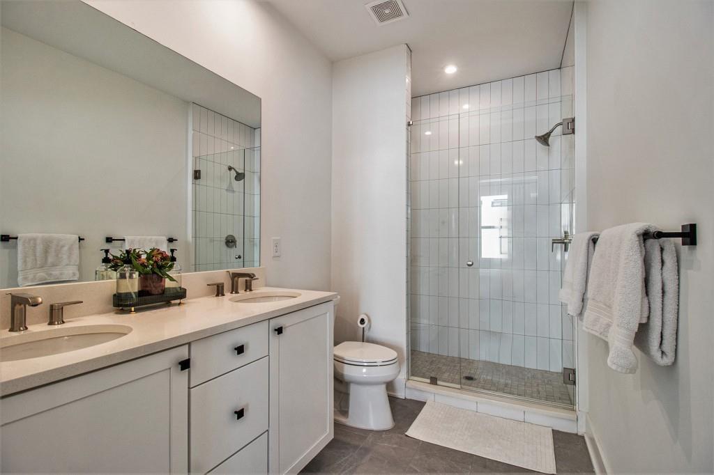 Building Photo - 1253 Wright Ln SE