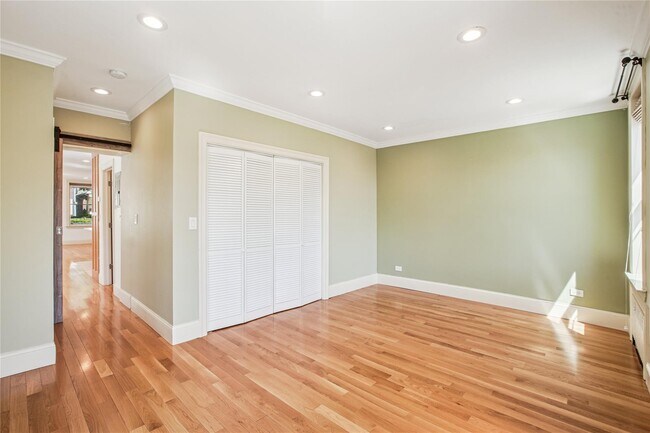 Building Photo - 4242 Digney Ave