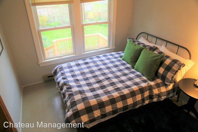 Building Photo - 3 br, 1 bath House - 2925 NW Fillmore Ave.