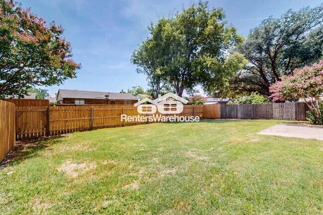 Building Photo - MOVE IN READY - 3BED/2BATH - THE COLONY, T...