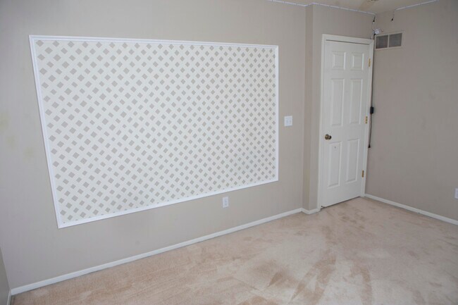 Building Photo - 38286 Brook Dr