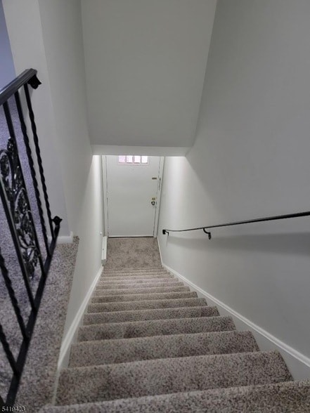 Building Photo - 15 Broad St