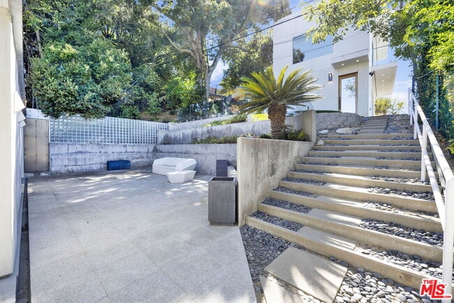 Building Photo - 4051 Weslin Ave