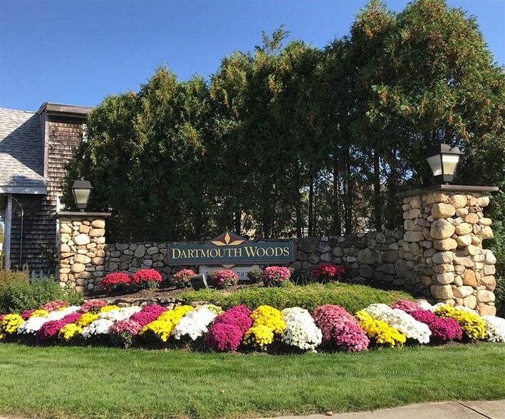 Dartmouth Woods 629 State Rd North Dartmouth MA 02747 Apartment Finder