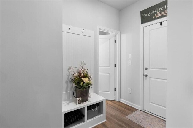 Building Photo - 29 Laurelwood Ln
