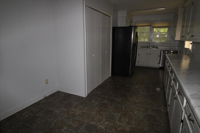 Building Photo - 57 Harrell St