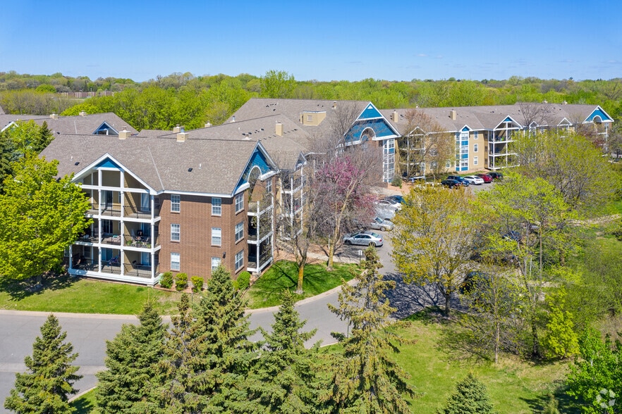 Primary Photo - Meridian Pointe