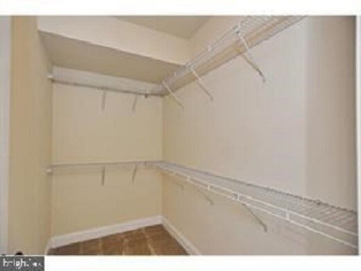 Building Photo - 139 Kingsley St