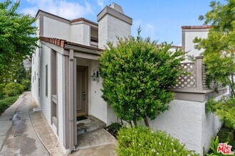 Building Photo - 17114 Palisades Cir