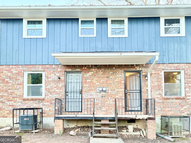 Building Photo - 1859 Williams Ave