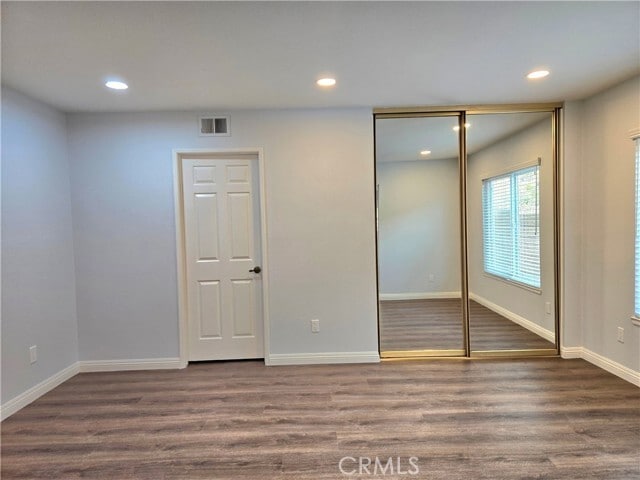 Building Photo - 2173 Seaview Dr