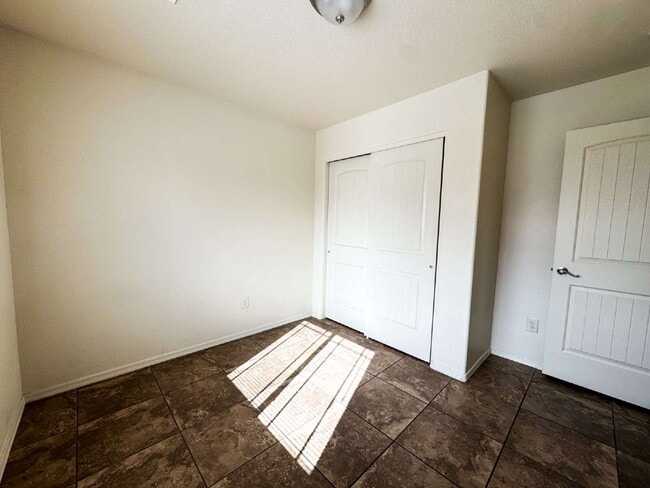 Building Photo - "Cozy 3-Bedroom, 2-Bathroom Home in San Luis!"